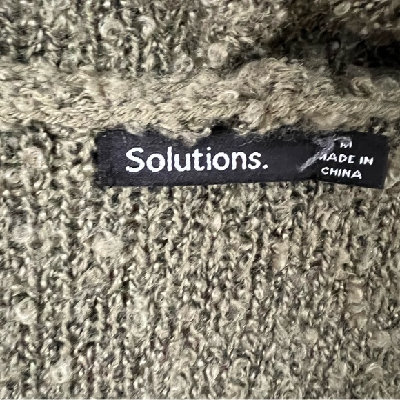 Solutions Long hooded green cardigan sweater medium - Picture 5 of 6